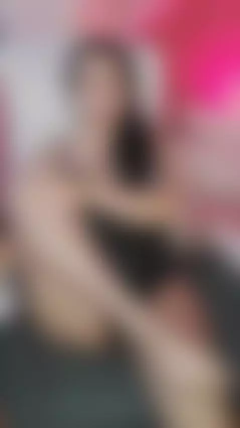 I wish you were the one touching my body 🔥 by bellarefaeli