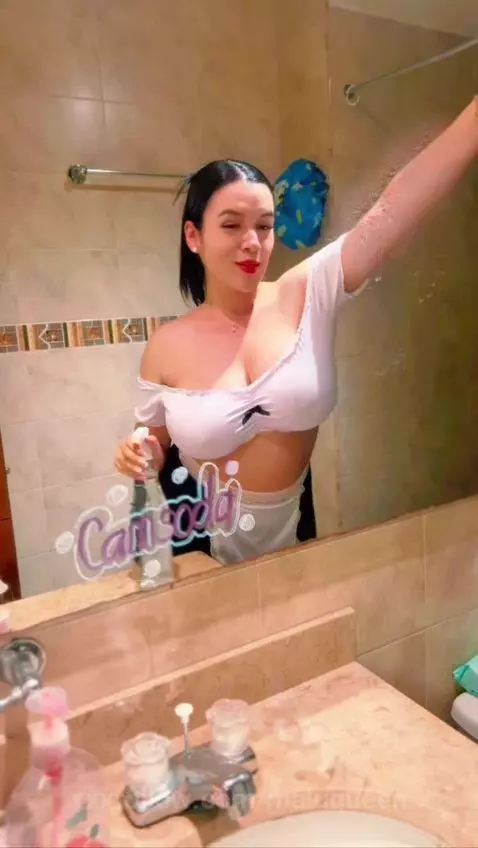 Did you see that my mirror is magical? 🥵🥰 by maluqueen