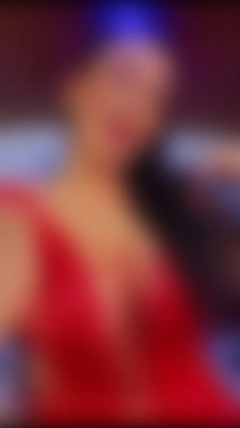 Happy Monday and happy start to the week, sweethearts. ❤️ by maluqueen