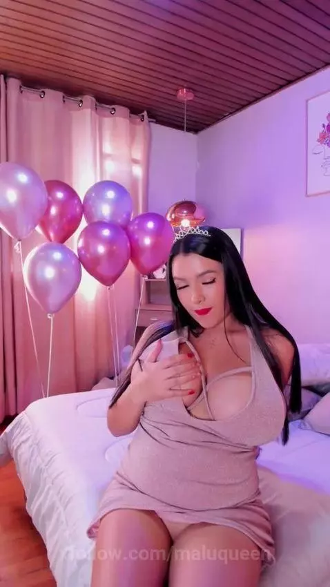 Watch the full video in my profile 🍑🍰🍆 by maluqueen