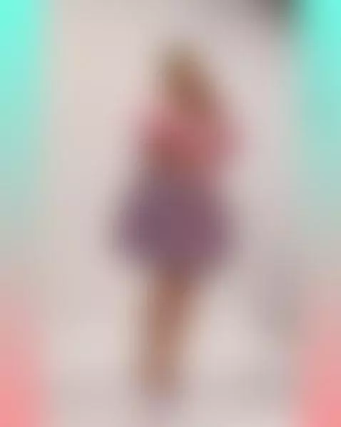 Strike a pose 💗 by platinumpuzzy