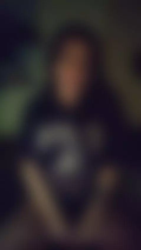 surprise 🫢 by paulinadelatorre