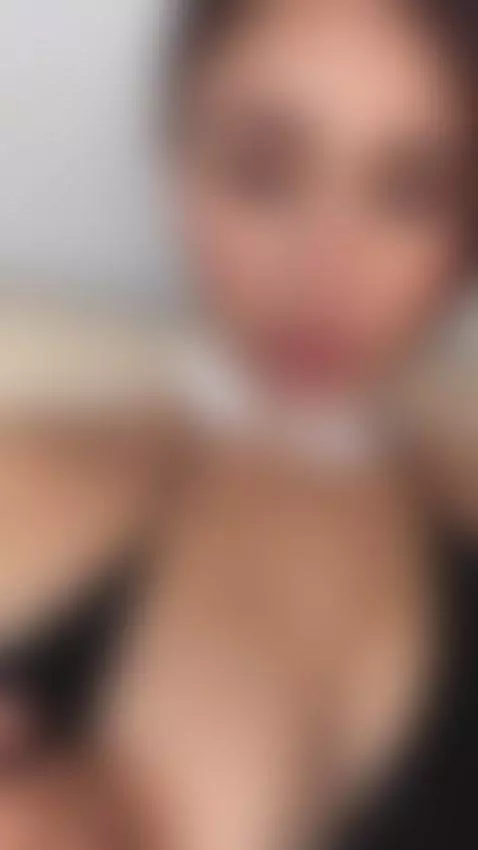 in black ✨ by alicecortes