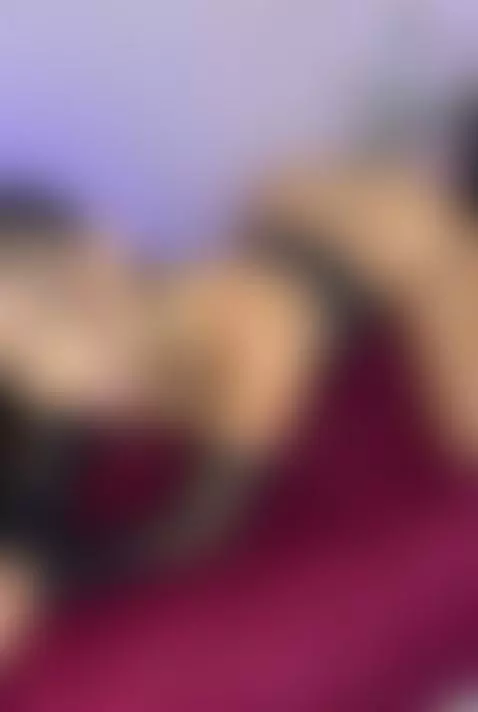 Watch me work 👀 by alexawhittee