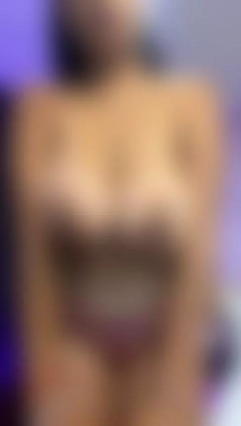 hi ♥ ur queen here by tefavega