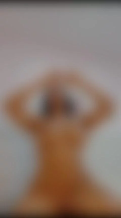 You like to see my tits bounce by sofiialynn