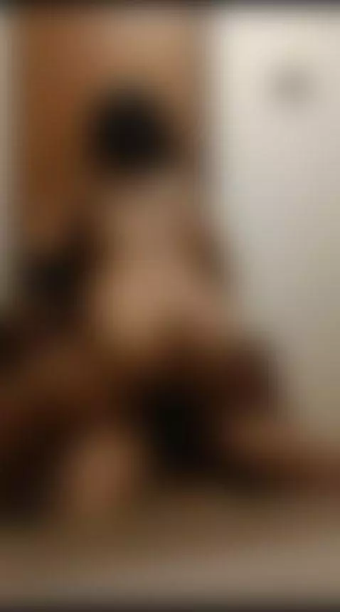 sexymilf, curvybigass, curvygirl by rishihot