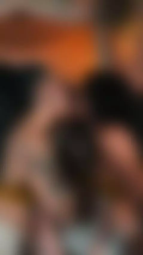 kisses kisses everywhere 🤤😘 by madymonroe