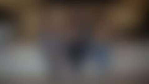 Para que un solo par de tetas si puedes tener 7? by nycdiamond