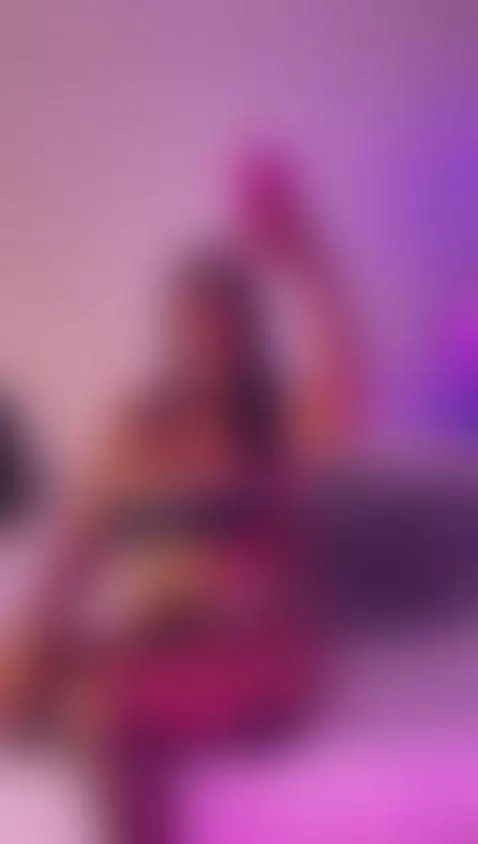 Do you like how I look? by jhaaappy