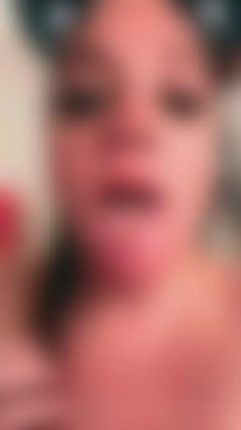 mmmmmmm 😘💋♥️🍭🍭🍭 by demeatless69