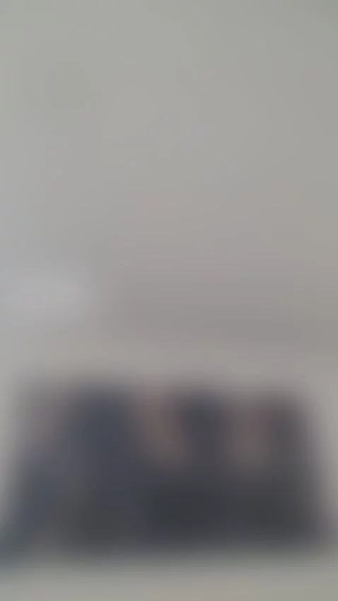 Ven trepate encima de mi
come climb on top of me by maggiejones