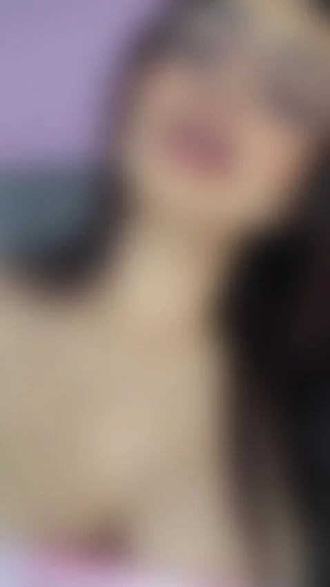 Online by maggiejones