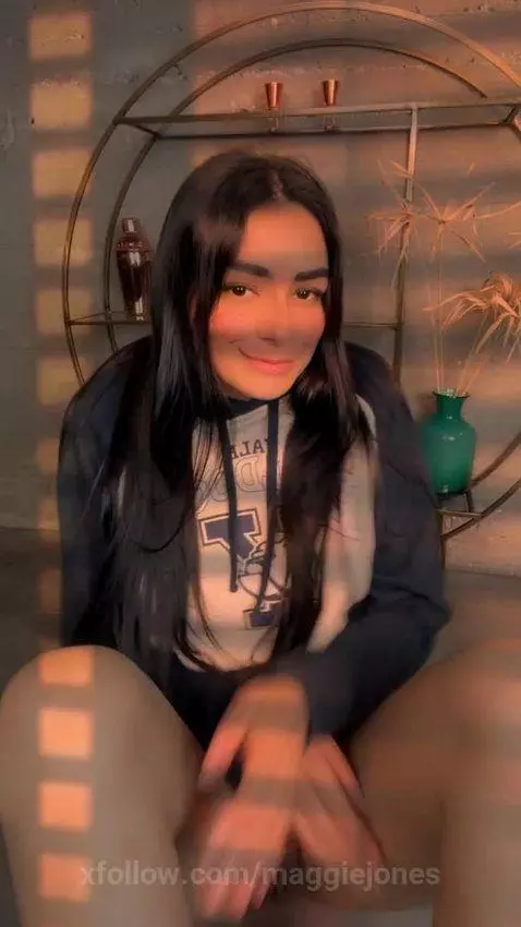 Good night by maggiejones