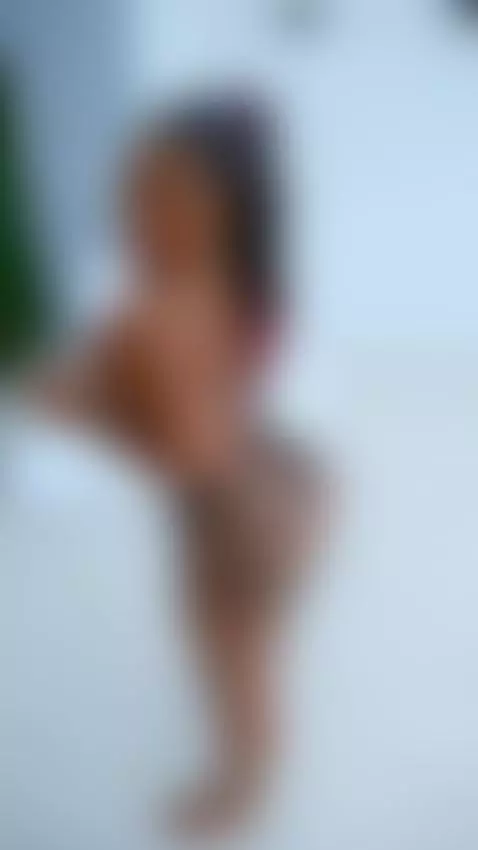 assshaking, bigass, ebony by saamytits