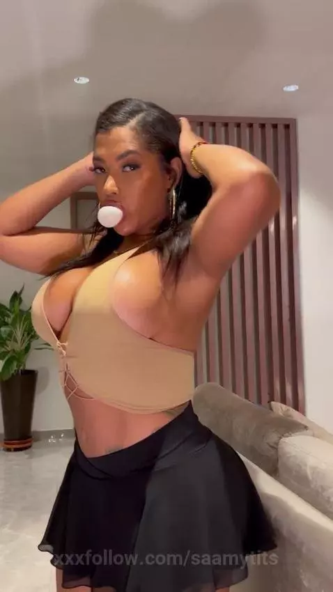 poop, boobs, body by saamytits