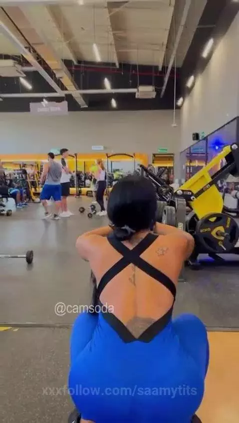 🫦😳 by saamytits