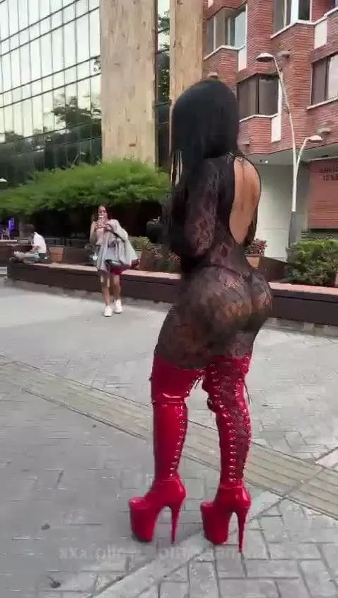 In public 🥵🔥 by saamytits