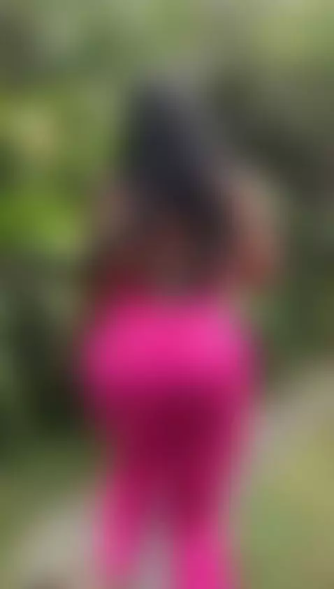 Are we going to exercise together? 🏃🏾‍♀️🔥🍑 by saamytits