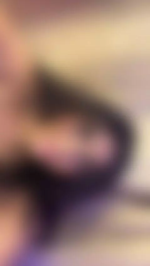 im hungry... by sheeylaroee