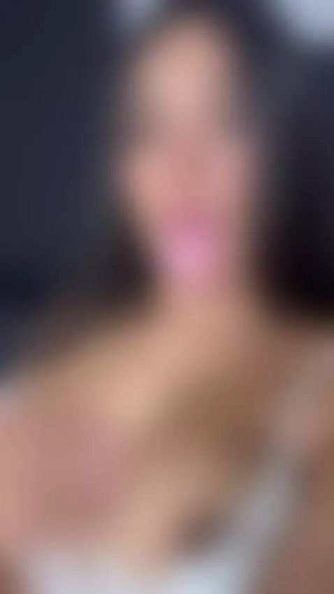 🤫🤫🤫 by saragarrciia