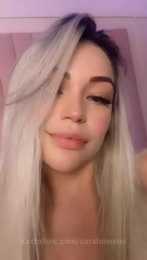 Hungry for cock by sarahowens