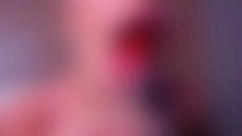 I ADORE SUCK THINGS❤🔥 by sarahowens