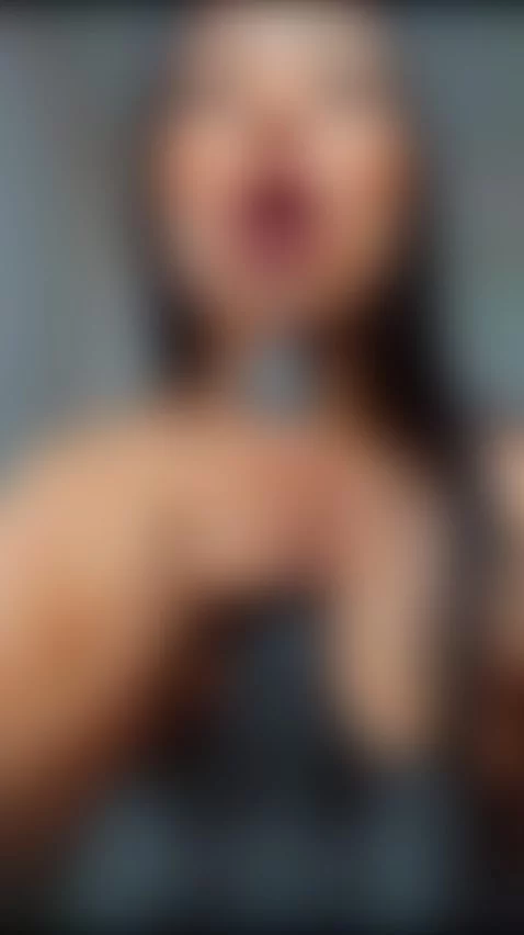 I want to suck you until you cum in my mouth by xcarlettt