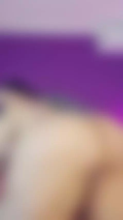 You like my huge ass? by saramontoya