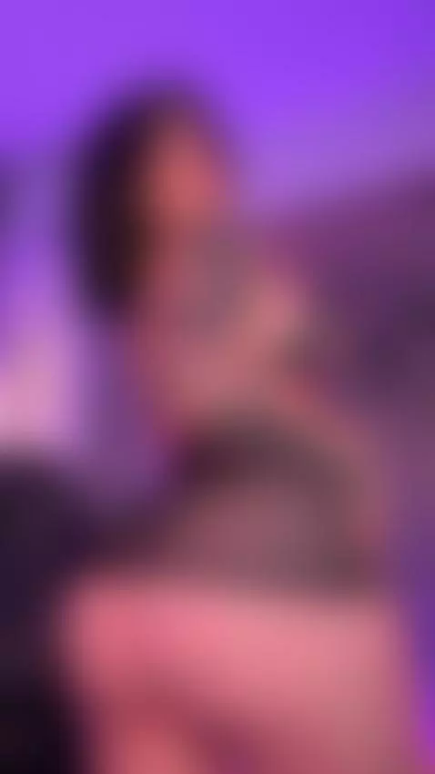 im back honey waiting for u on my room 😏 by laramartinez