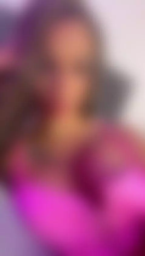 Online and horny by tamara-soul