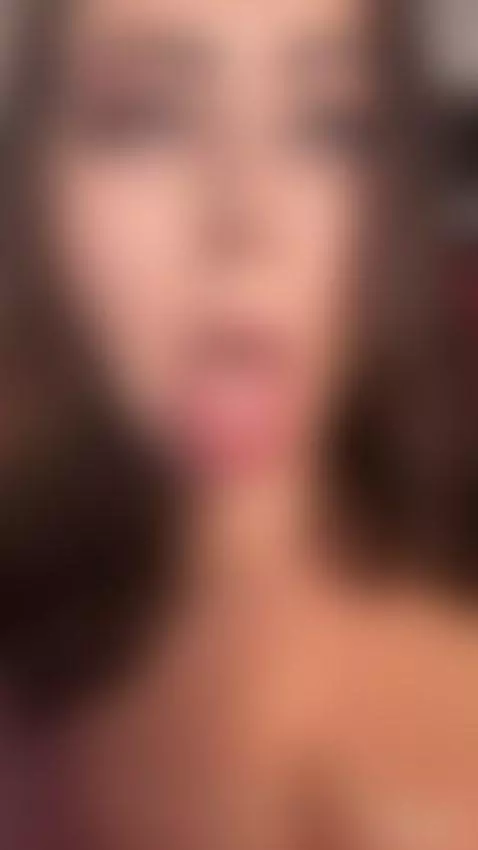 Do I breastfeed you?🥵
#bigboobs #milf #latinacaliente #camso... by ivymmiller