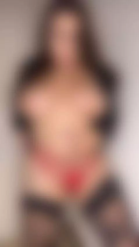 a straw and go to sleep 
camsoda.com/ivymmiller
#ivymmiller ... by ivymmiller