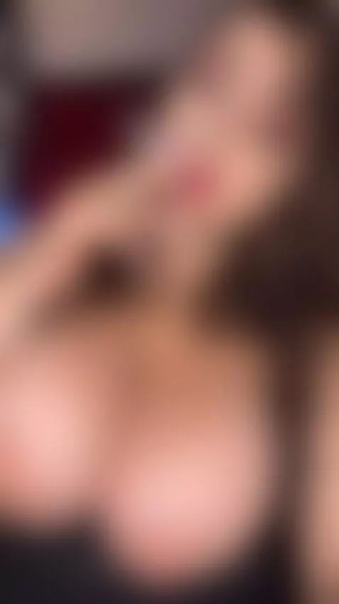 would you like a cigarette? 
camsoda.com/ by ivymmiller