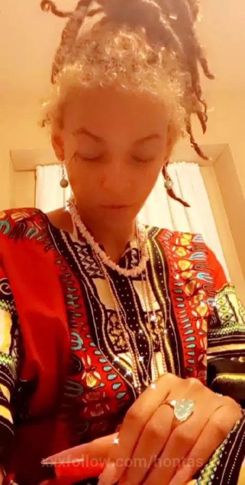 genie here let me grant your wishes by hontas