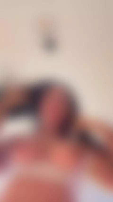 Come and greet me, you are in my profile by amaratos07