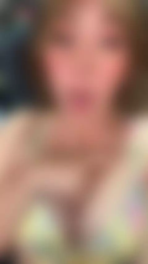 hello by kristen1994