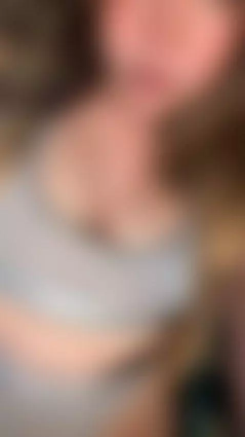 hello by kristen1994