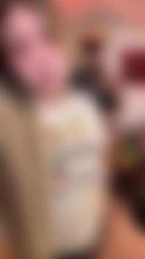 Come suck my nipple please!!! by kristen1994