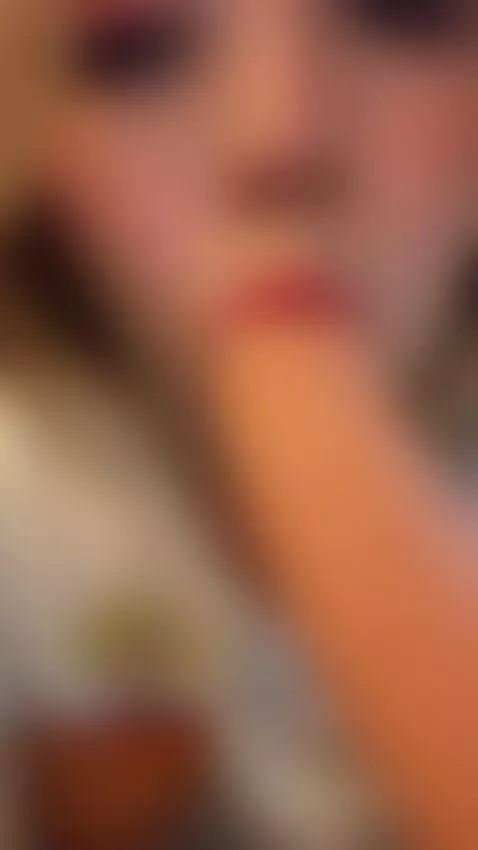 I want to suck your dick before I go to sleep by kristen1994