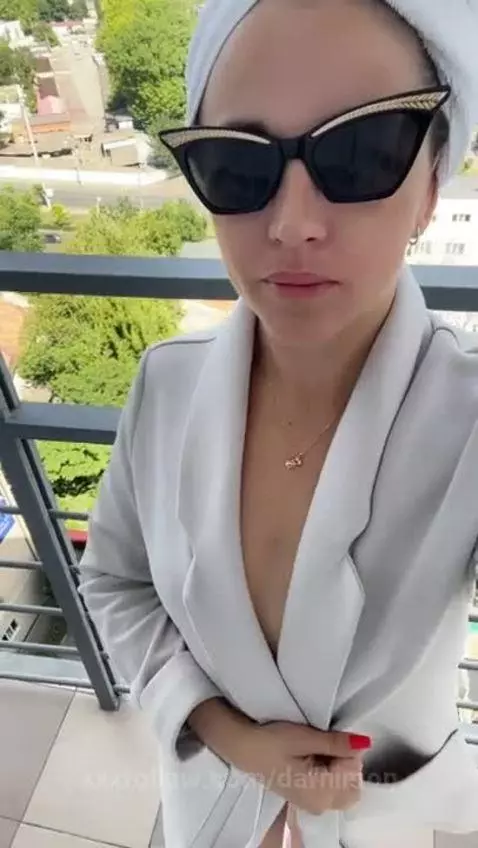 A little naughty by dafnimon