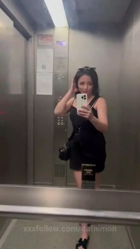 Hello Monday by dafnimon