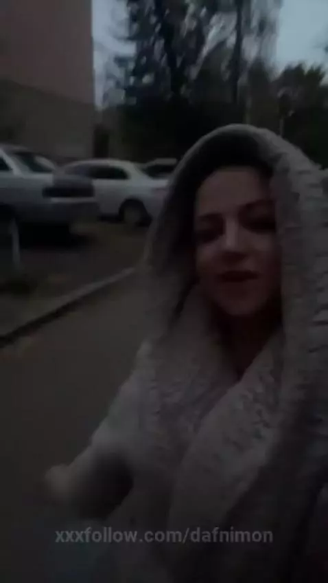 Sleepy girl at 6 am by dafnimon