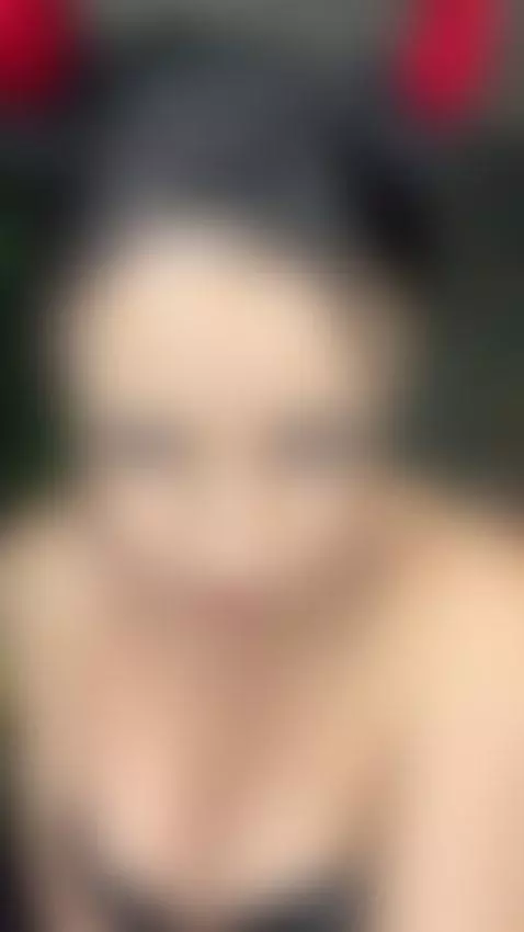 I'm waiting for you online by dafnimon