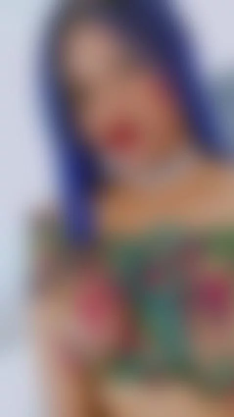 hi guys by naomijones