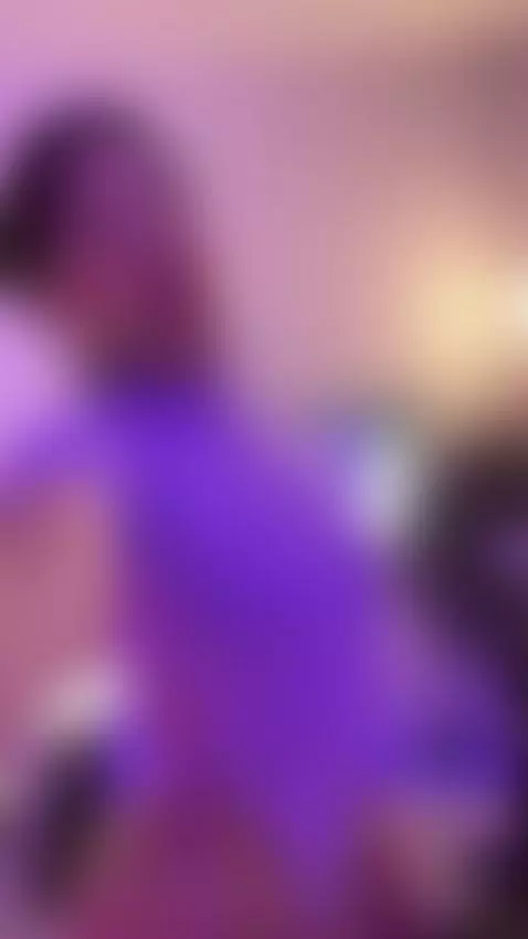 Im online, come to see me😝 by sussanhess