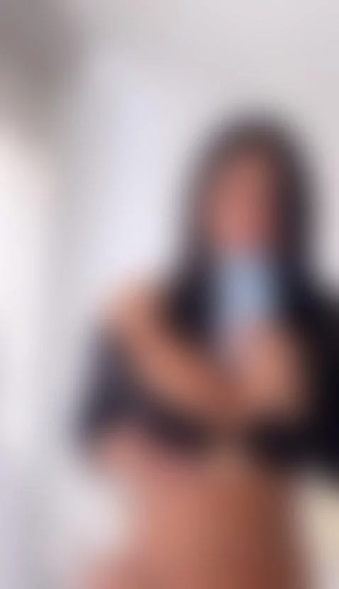 Your favorite Camsoda girl is back! Come here and let's have... by rousdiamond