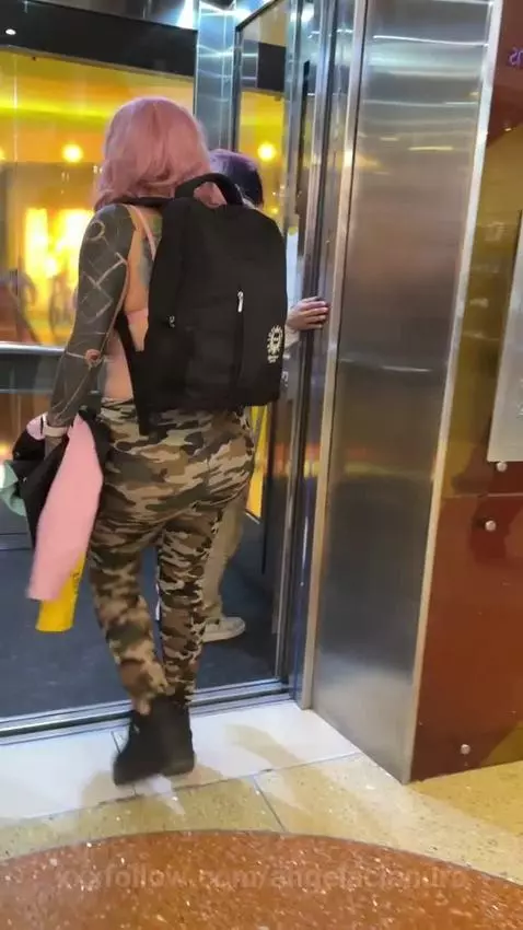 In elevator show tits by angelacianuro