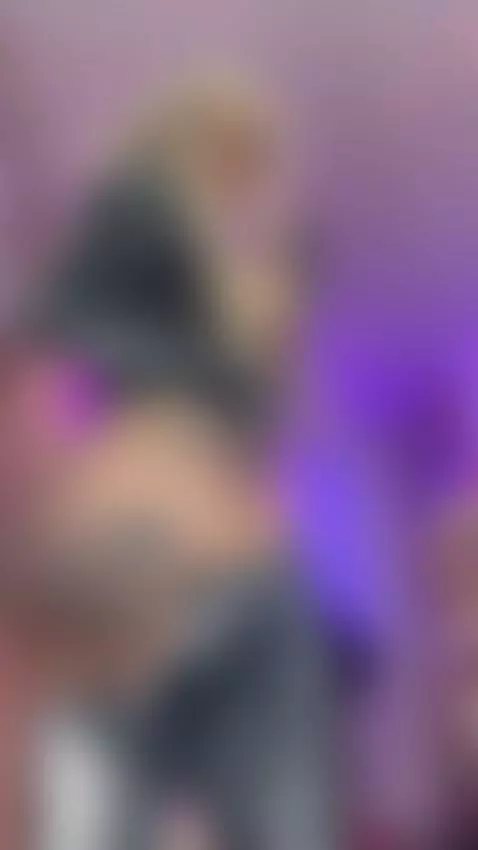 broke holes venom hot by angelacianuro