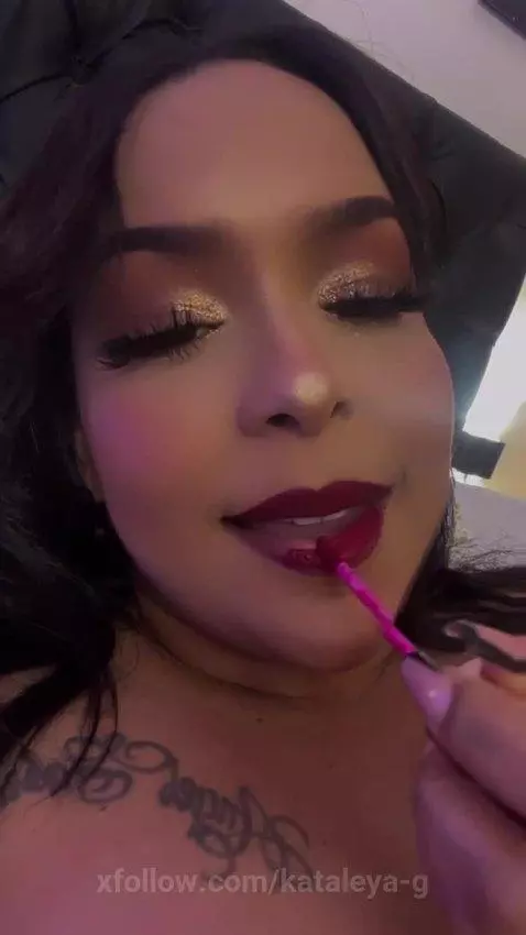 You like red lips by kataleya-g